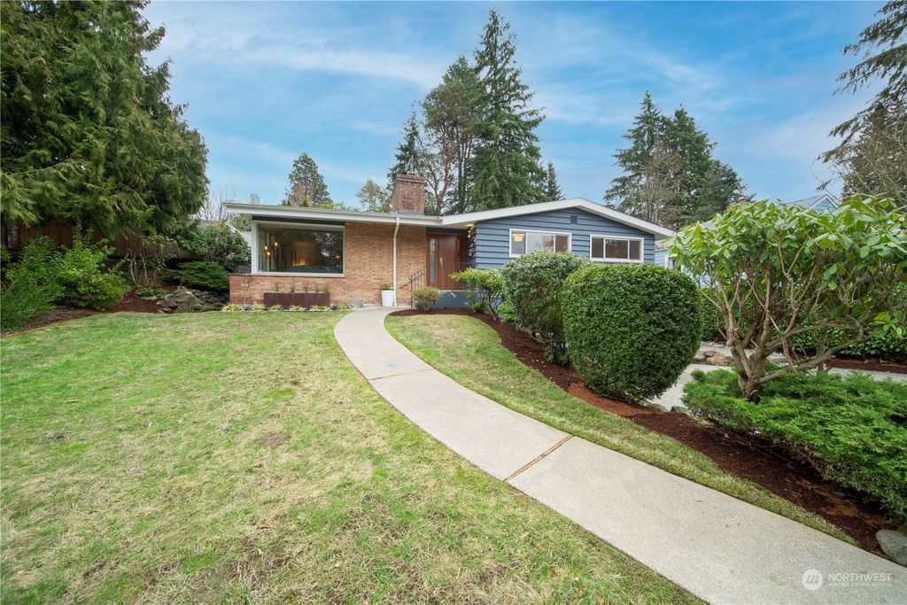 Photo of 7748 30th Avenue NE, Seattle, WA 98115 (MLS # 2030250)