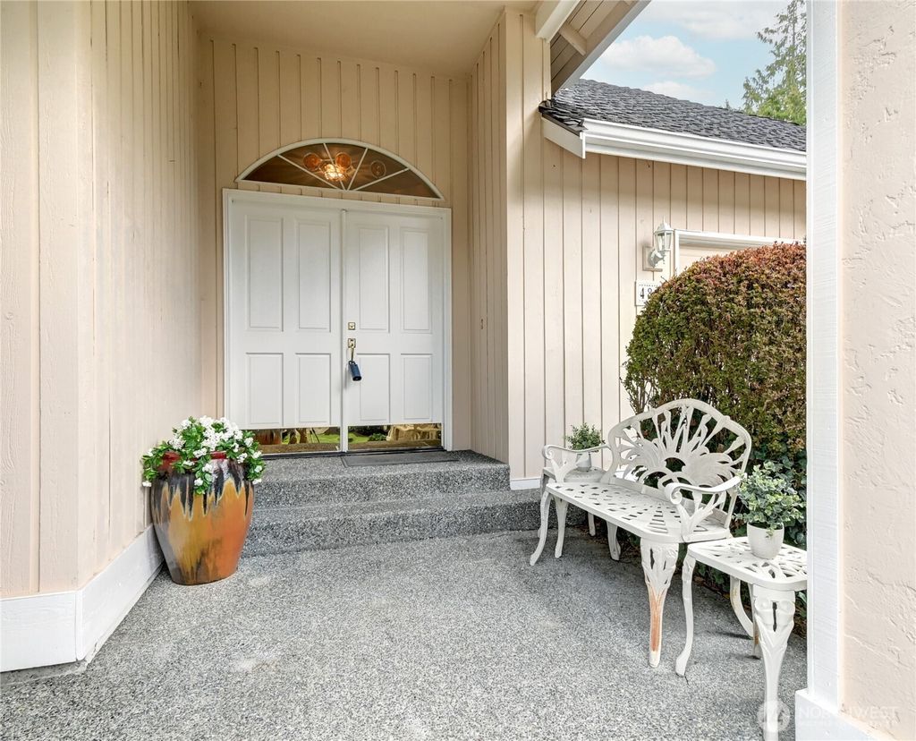Photo of 4813 Harbour Heights Drive, Mukilteo, WA 98275 (MLS # 2351270)