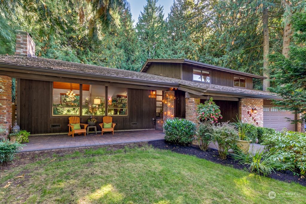 Photo of 13707 47th Avenue W, Edmonds, WA 98026 (MLS # 2299612)