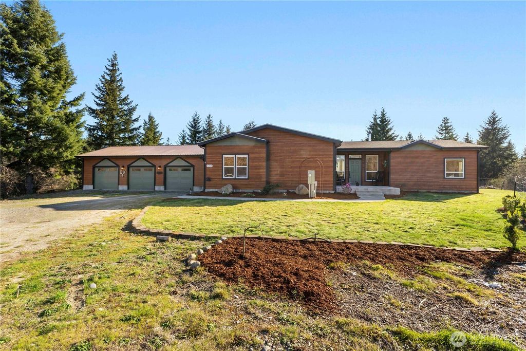 Photo of 13113 Algyer Road SE, Rainier, WA 98576 (MLS # 2503645)