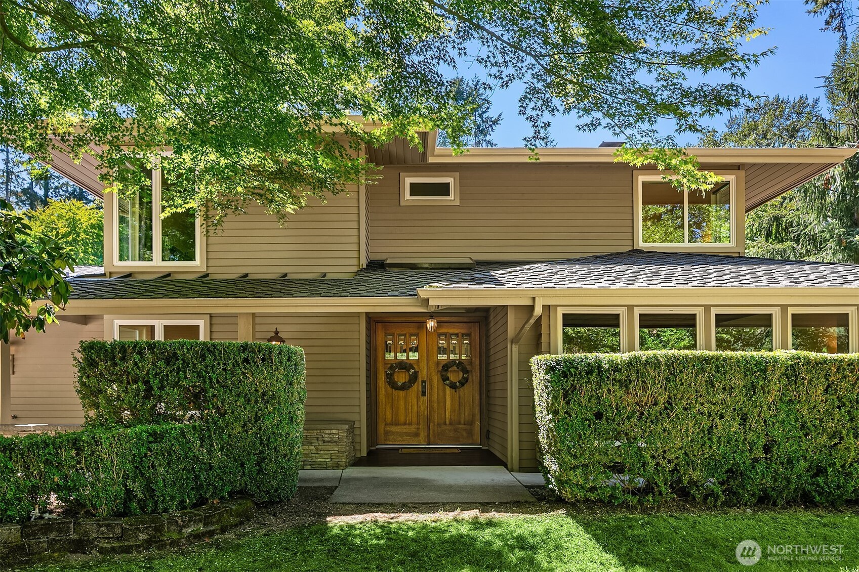 1201 Sycamore Drive SE