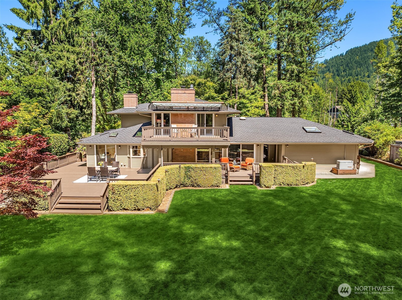 1201 Sycamore Drive SE
