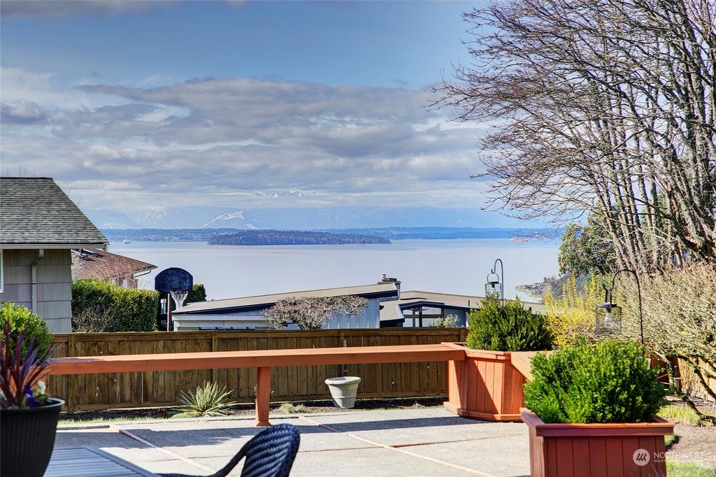 Photo of 12872 Shorecrest Drive SW, Burien, WA 98146 (MLS # 2209389)