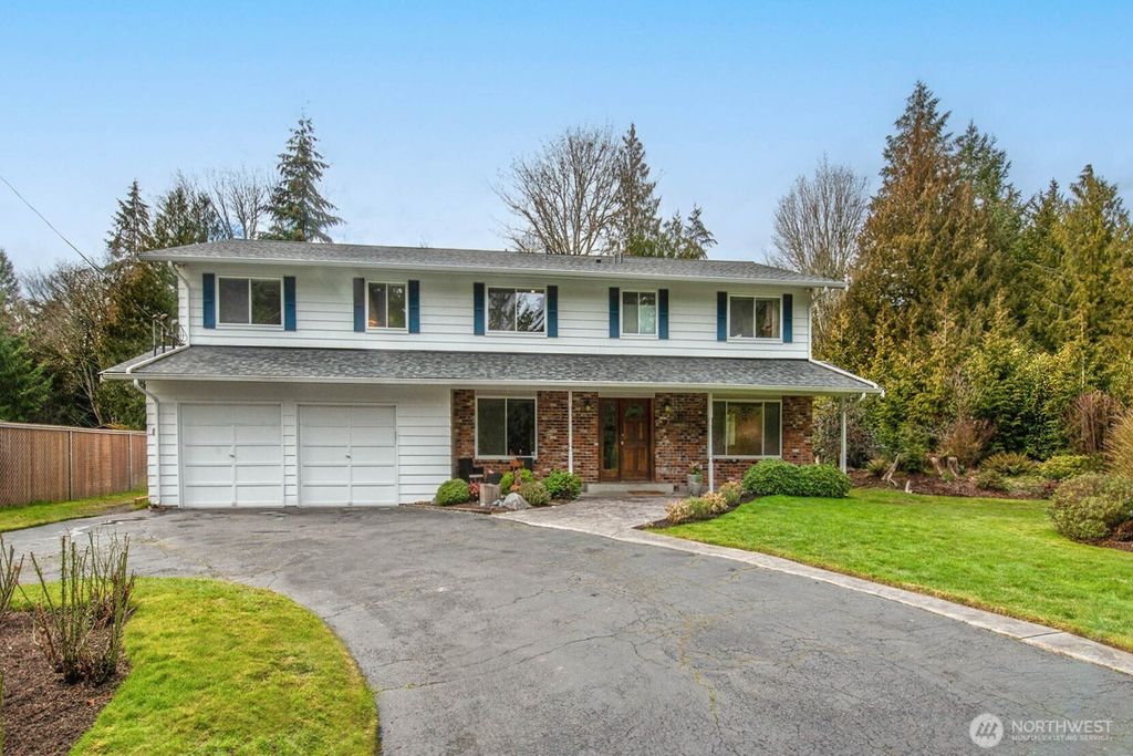 Photo of 12506 Maplewood Avenue, Edmonds, WA 98026 (MLS # 2333798)