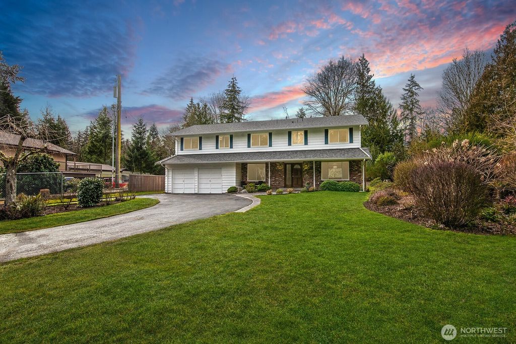 Photo of 12506 Maplewood Avenue, Edmonds, WA 98026 (MLS # 2333798)