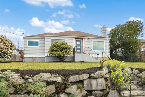 12014 Palatine Avenue N, Seattle, WA 98133 - MLS#: 2340153