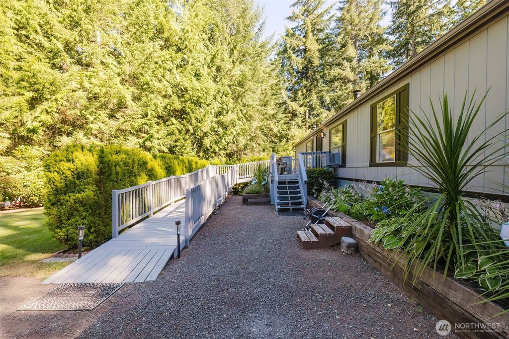 Photo of 12514 144th Avenue NW, Gig Harbor, WA 98329 (MLS # 2556043)