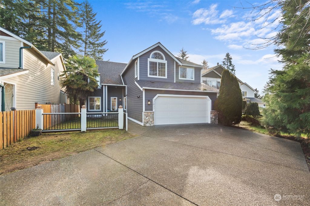 Photo of 12837 SE 175th Court, Renton, WA 98058 (MLS # 2321526)