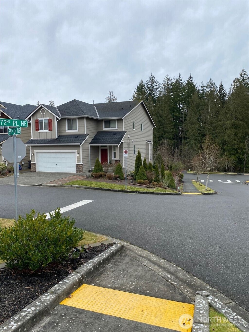Photo of 7261 85th Drive NE, Marysville, WA 98270 (MLS # 2335910)