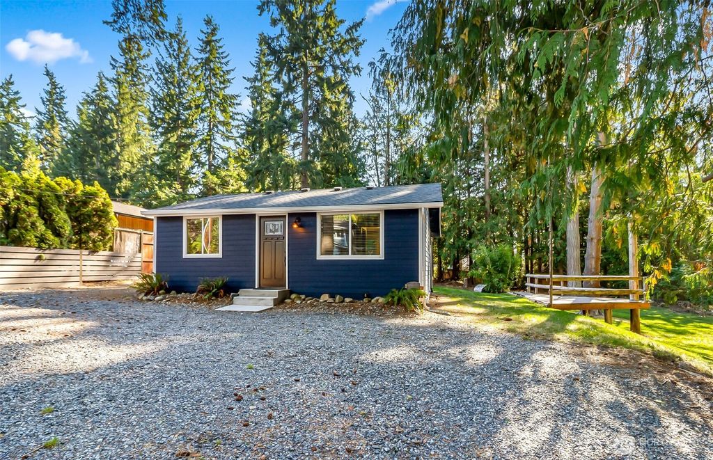 Photo of 726 109th Street SE, Everett, WA 98208 (MLS # 2529953)