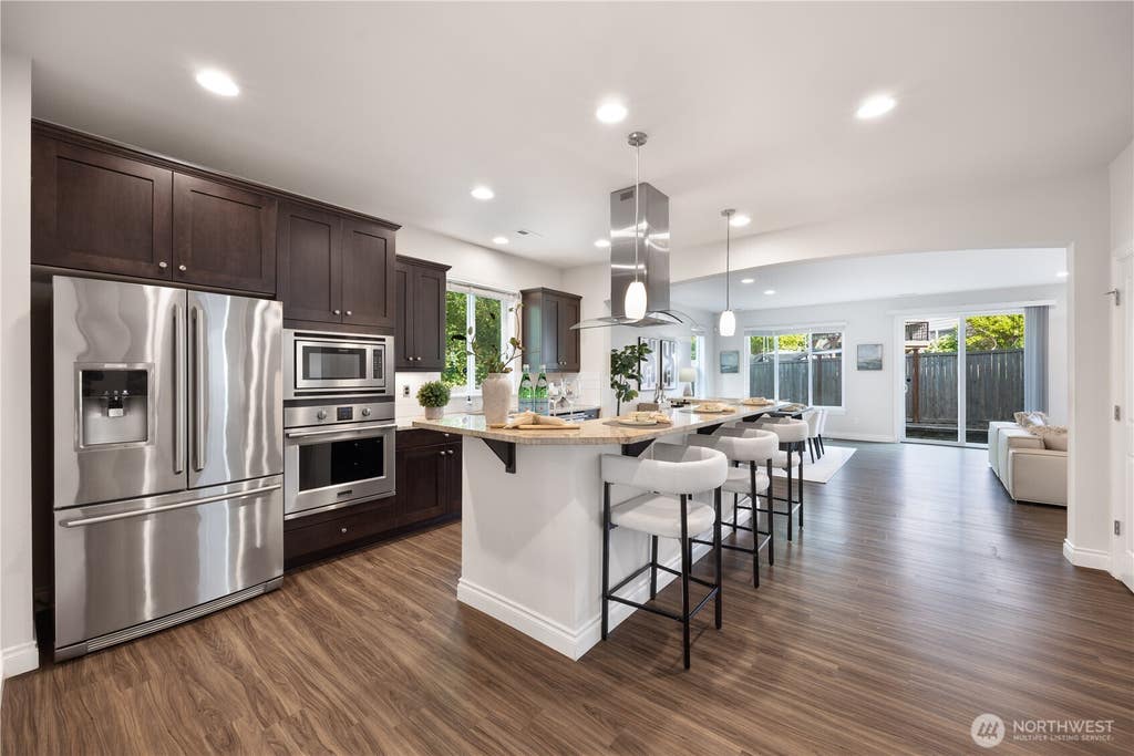 Photo of 20340 85th Place NE, Bothell, WA 98011 (MLS # 2569658)