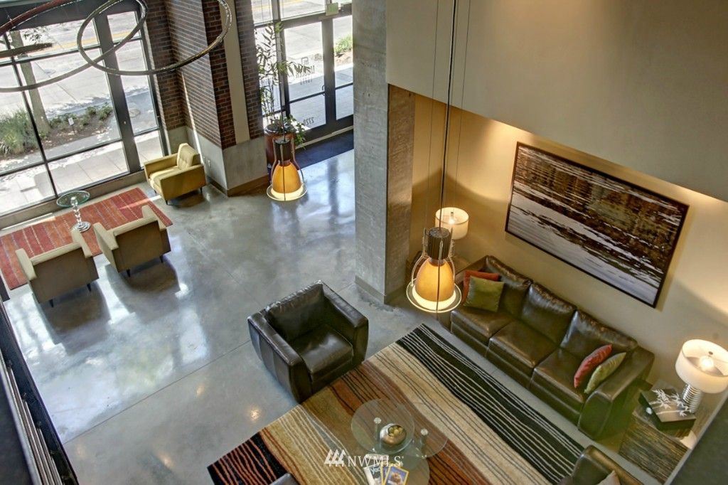 listing image 9365138375978570691