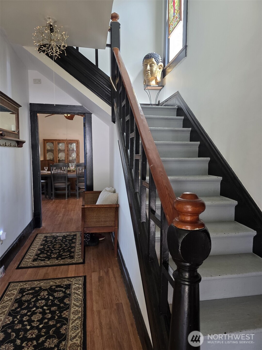 513 W 1st Street
