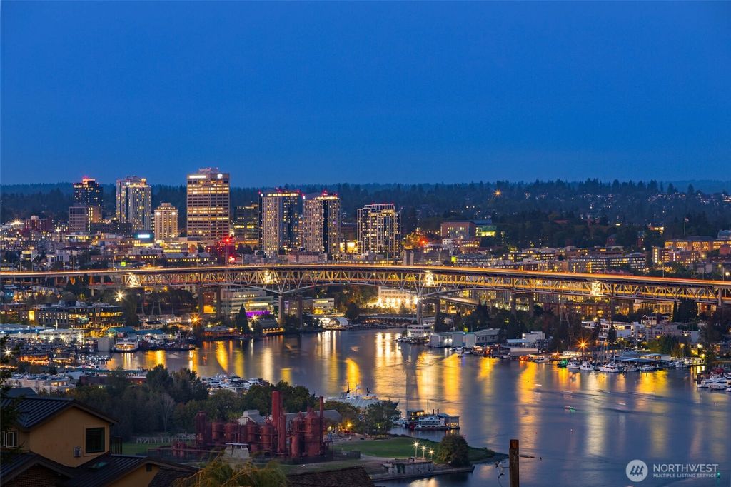 Photo of 1918 5th Avenue N #B, Seattle, WA 98109 (MLS # 2465900)