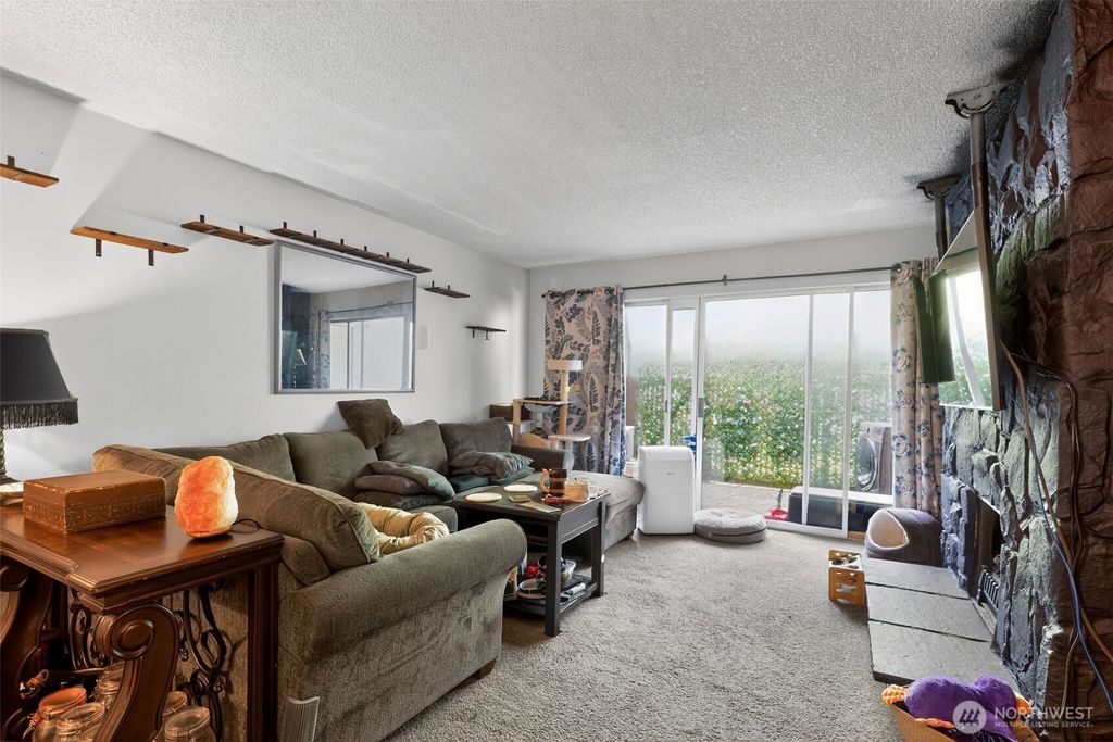 Photo of 4813 180th Street SW #C108, Lynnwood, WA 98037 (MLS # 2522017)