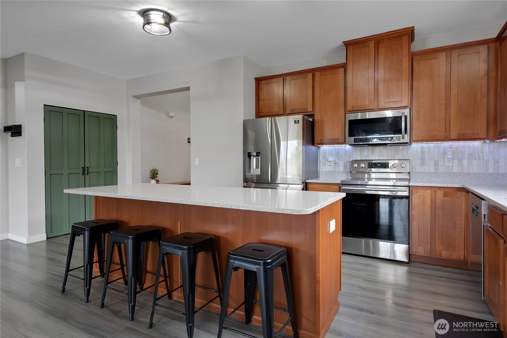 16414 Canal Court SE