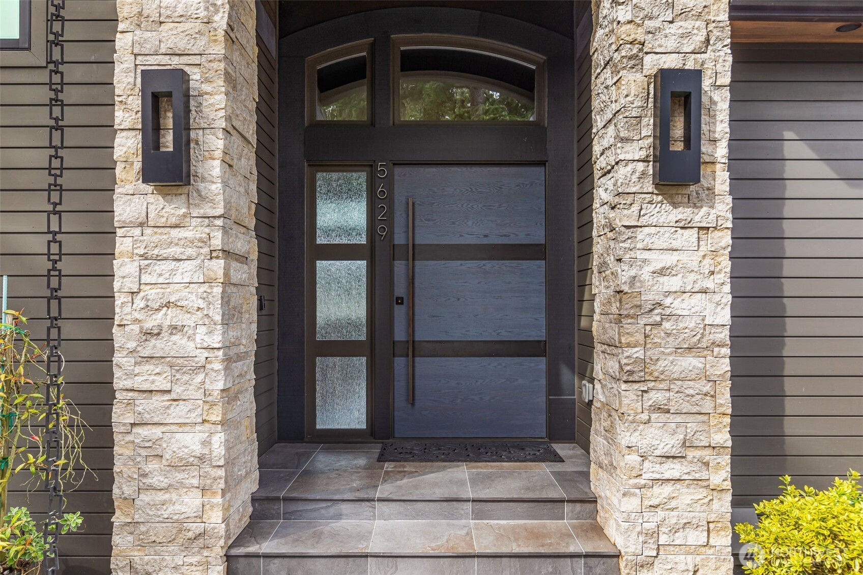 5629 Pleasure Point Lane SE