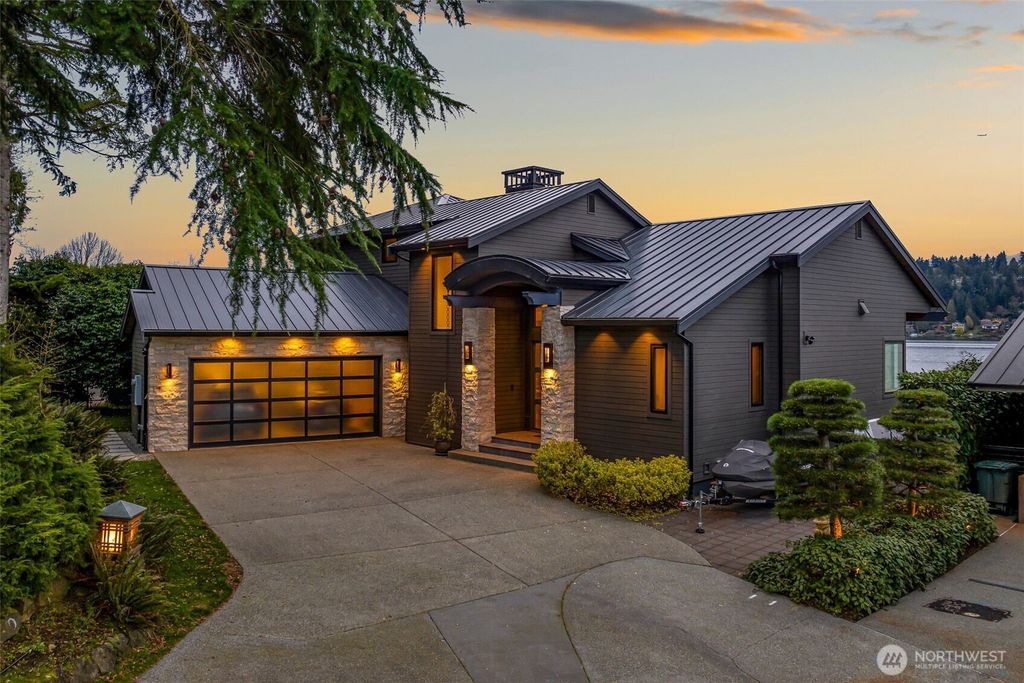 Photo of 5629 Pleasure Point Lane SE, Bellevue, WA 98006 (MLS # 2497031)