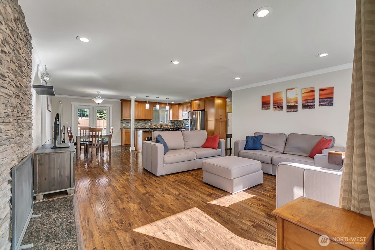 6423 47th Street Ct W