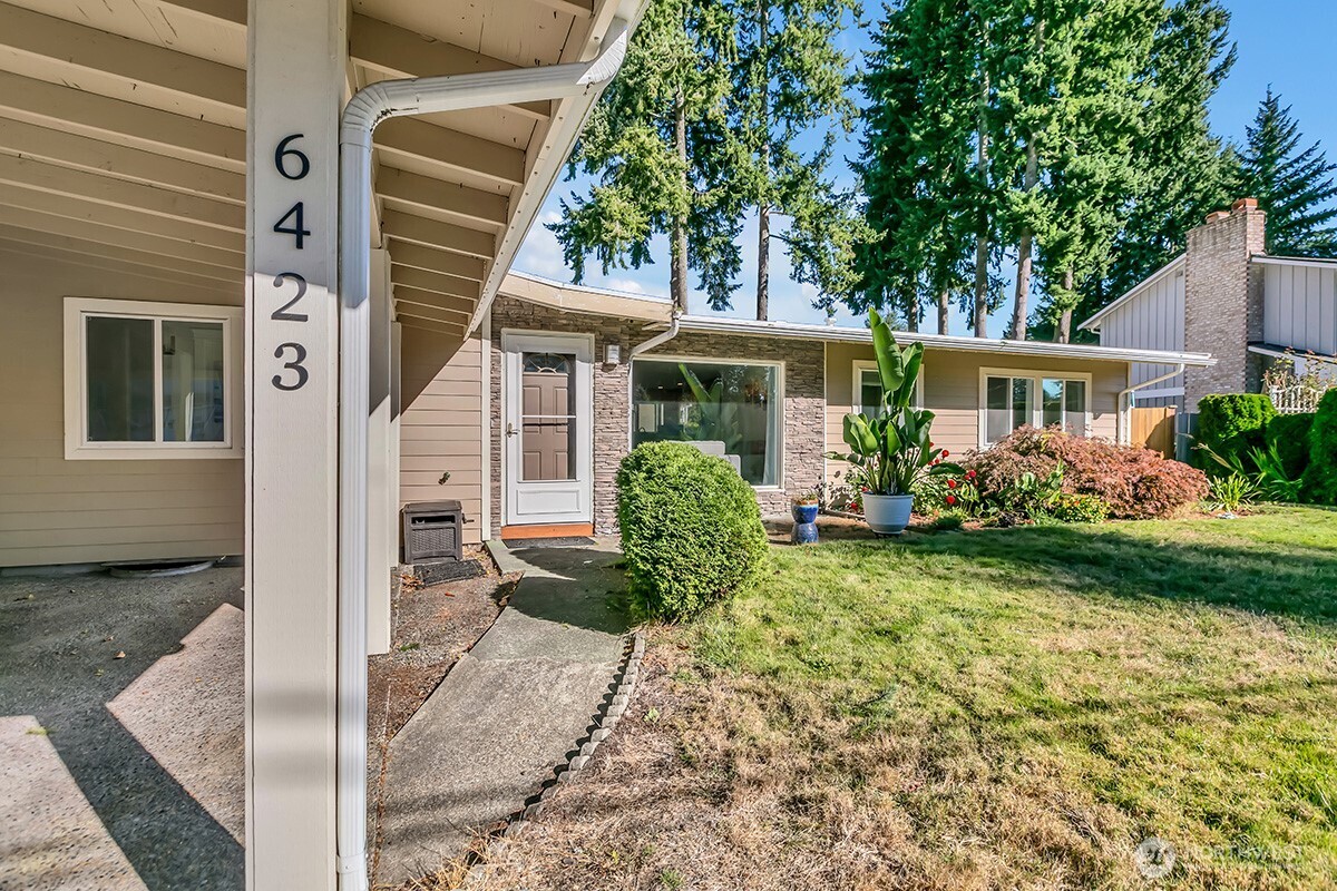 6423 47th Street Ct W
