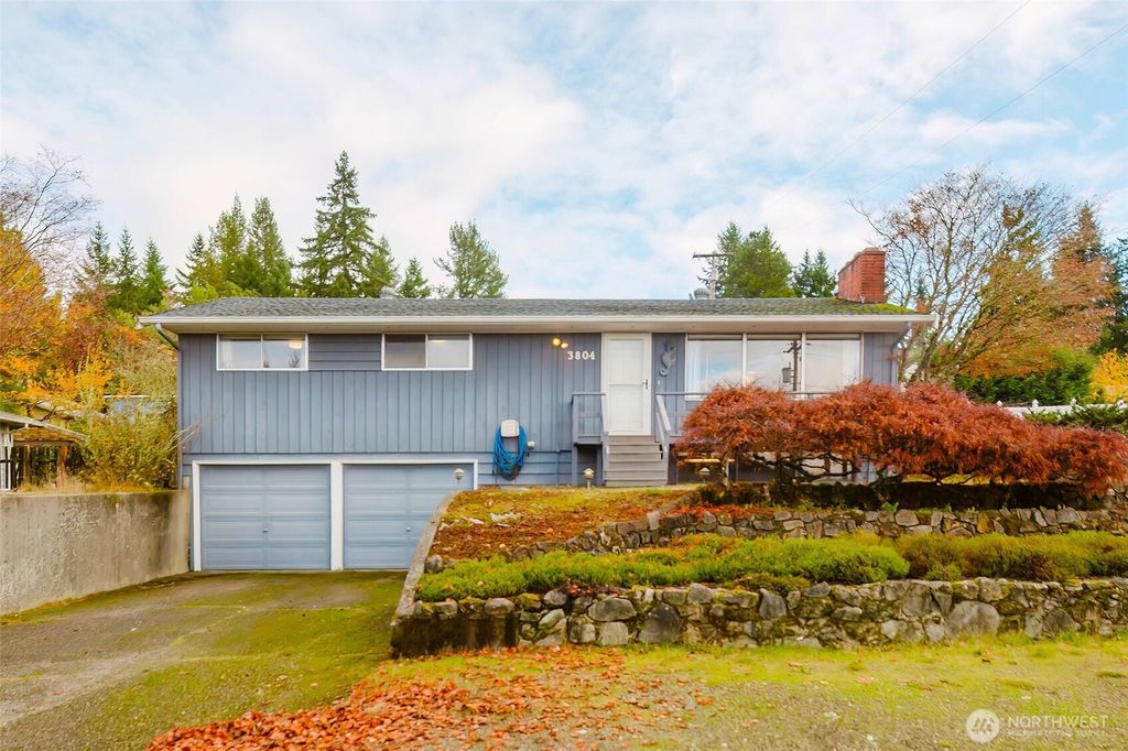 Photo of 3804 Harbel Drive NE, Bremerton, WA 98310 (MLS # 2456649)