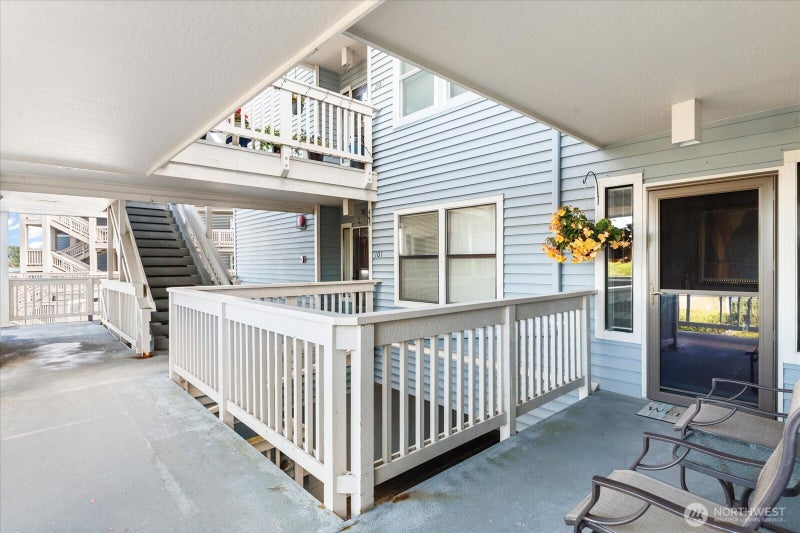 651 SE Bayshore Drive C102