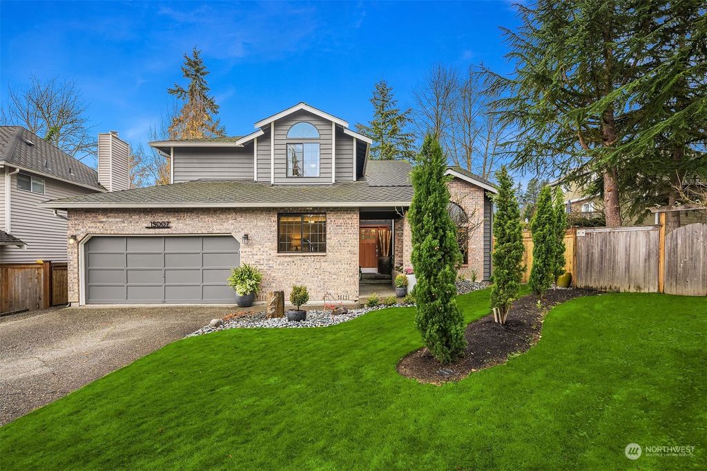 Photo of 15007 92nd Place NE, Bothell, WA 98011 (MLS # 2315707)