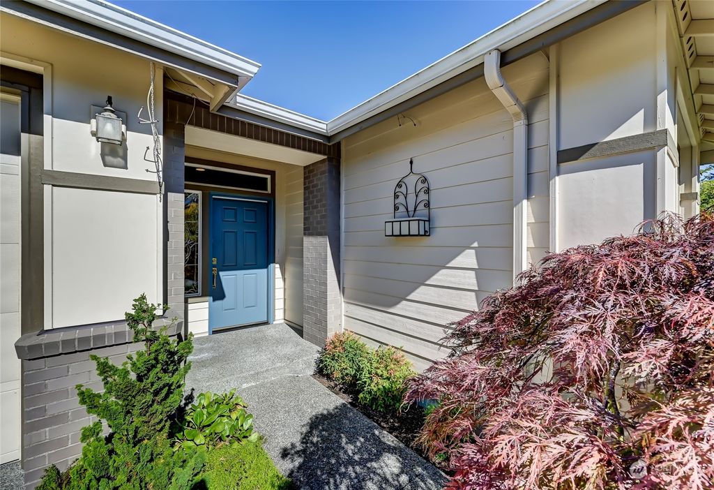 Photo of 23128 NE 127th Way, Redmond, WA 98053 (MLS # 2168782)