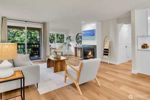 Photo of 18523 68th Avenue NE #204, Kenmore, WA 98028 (MLS # 2520785)