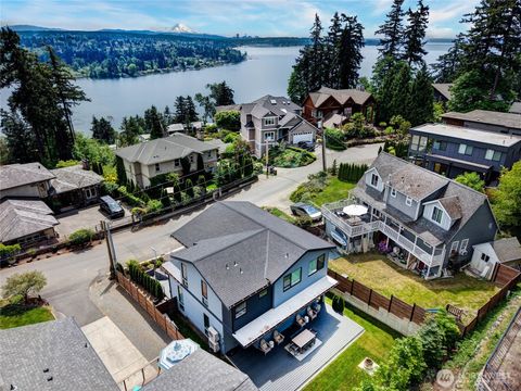 Photo of 11855 89th Place NE, Kirkland, WA 98034 (MLS # 2509016)