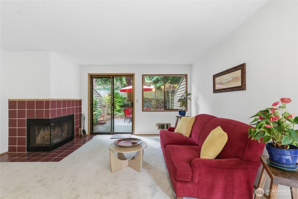 Photo of 9606 NE 121st Lane, Kirkland, WA 98034 (MLS # 2458874)