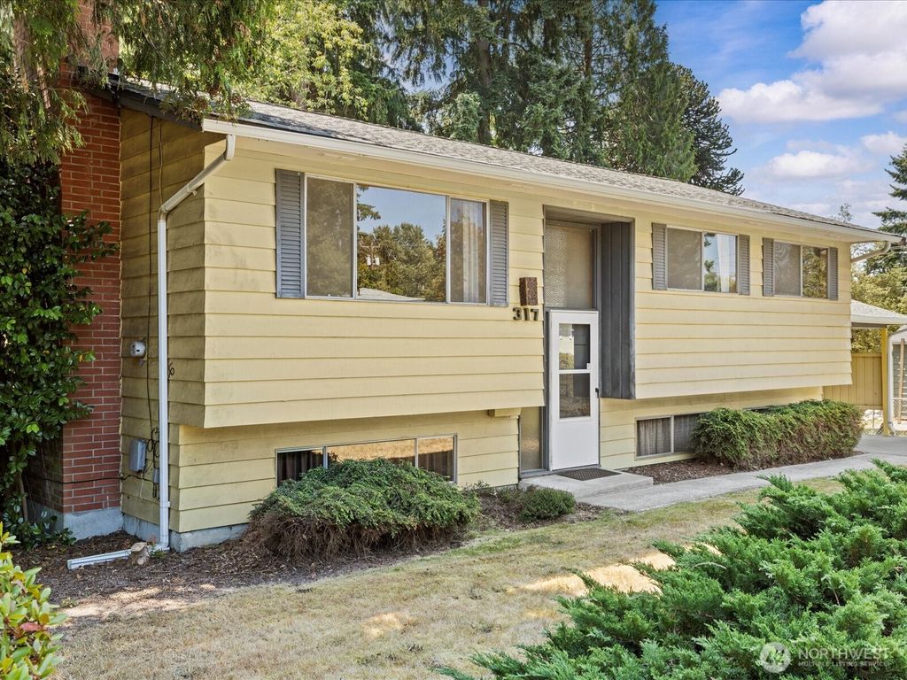 Photo of 317 S 116th Street, Burien, WA 98168 (MLS # 2379488)