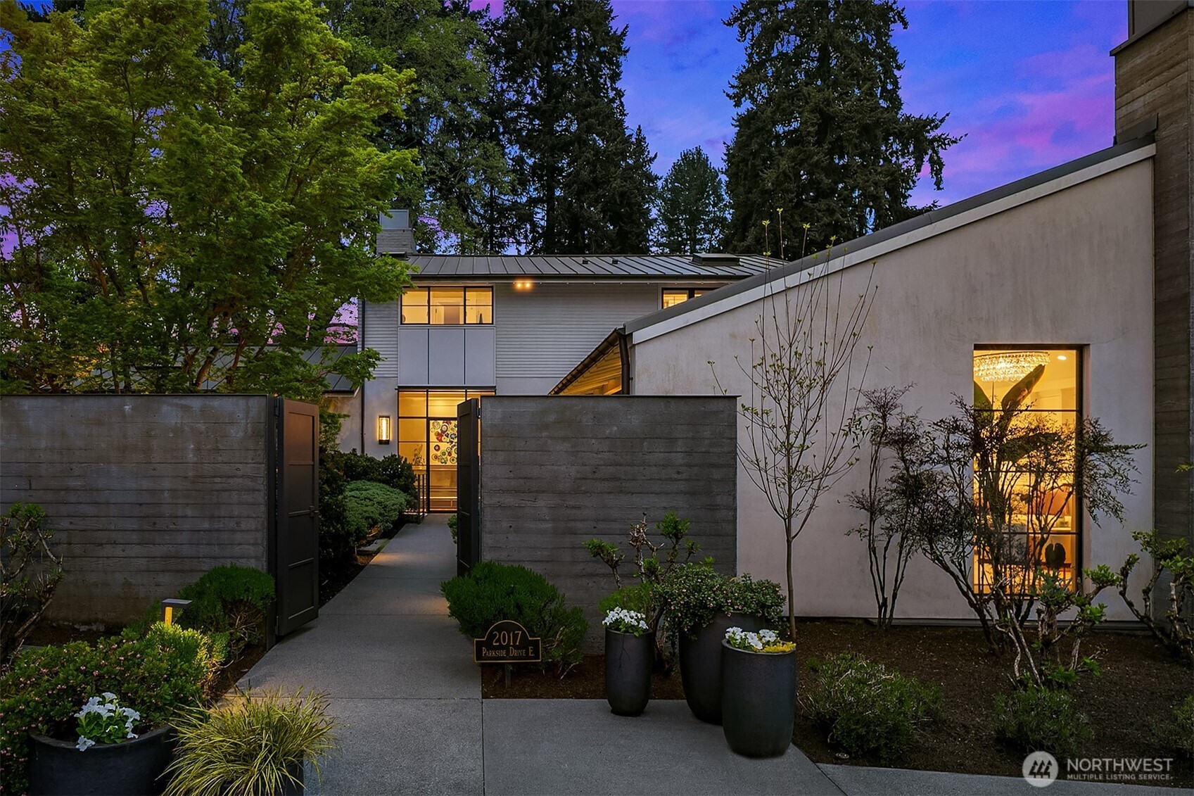 2017 Parkside Drive E