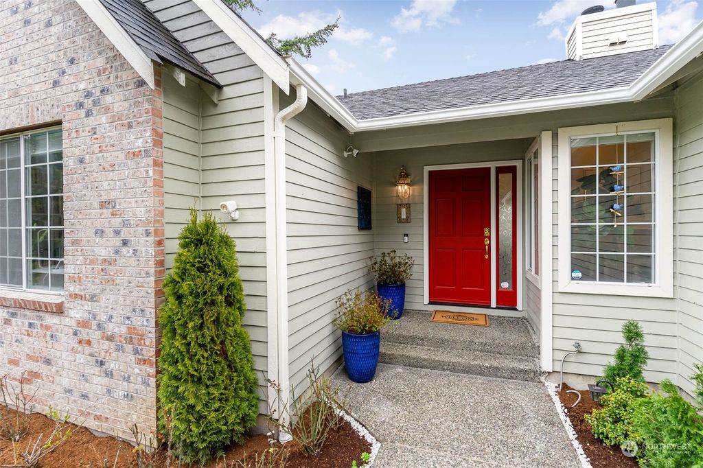 Photo of 13339 NE 147th Place, Woodinville, WA 98072 (MLS # 2048703)