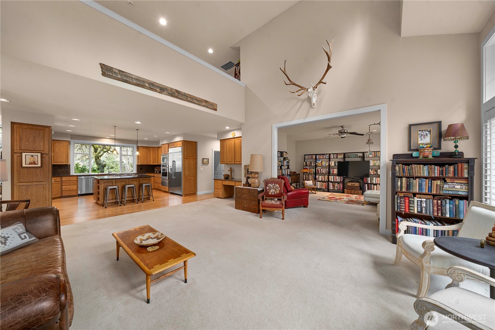 Maple Valley, Washington 98038, United States, 3 Bedrooms Bedrooms, ,3 BathroomsBathrooms,Residential,Pending,78521