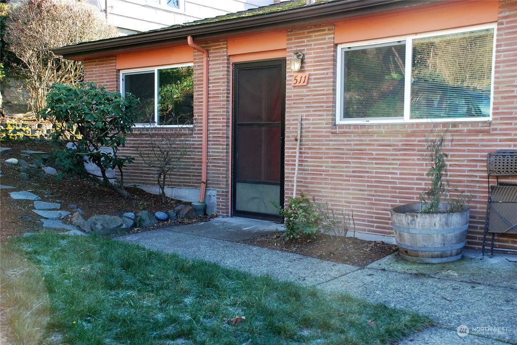 Photo of 501 N Bowdoin Place, Seattle, WA 98103 (MLS # 2136592)