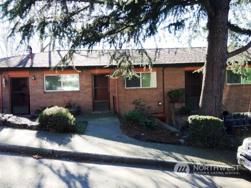 Photo of 501 N Bowdoin Place, Seattle, WA 98103 (MLS # 2136592)