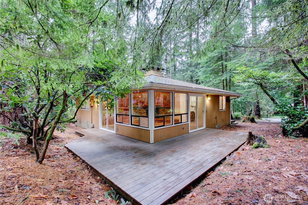 Photo of 1 Cayuse Court, Bellingham, WA 98229 (MLS # 2457616)