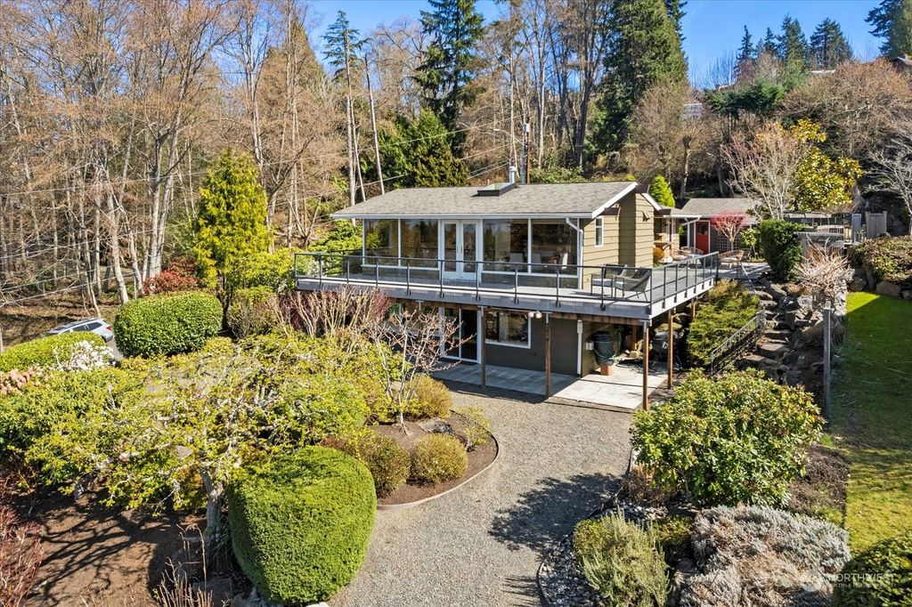 Photo of 1130 Sierra Place, Edmonds, WA 98020 (MLS # 2211734)