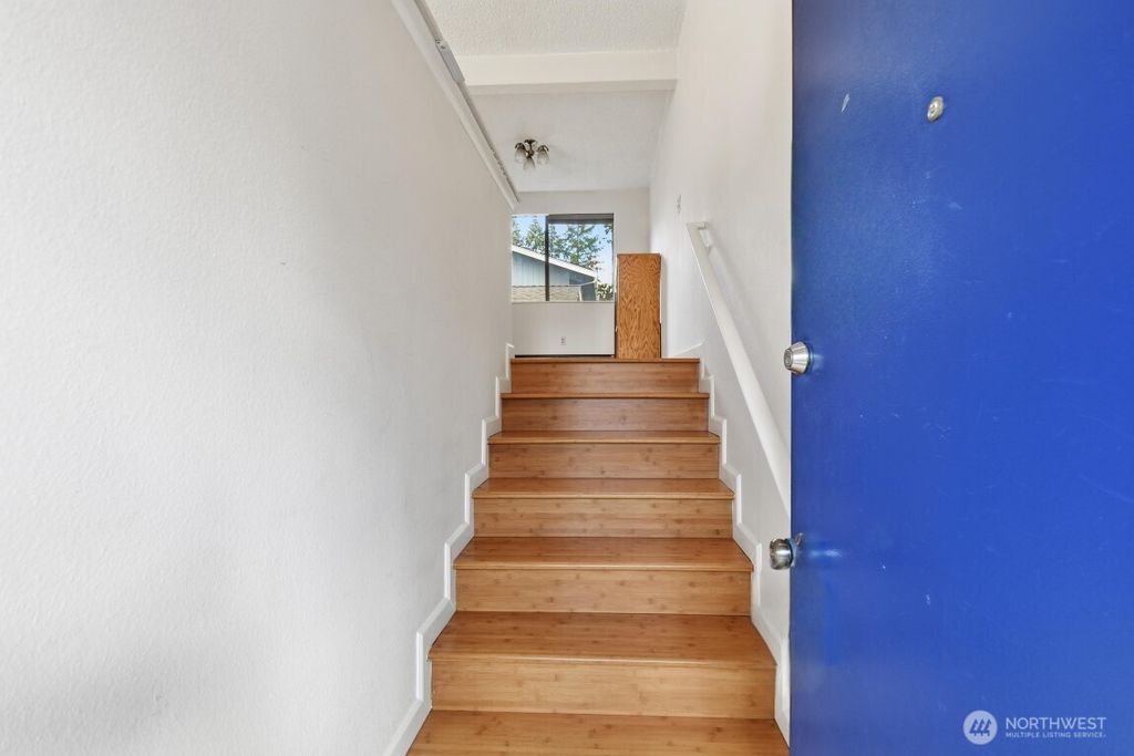 Photo of 12529 SE 30th Street, Bellevue, WA 98005 (MLS # 2460895)