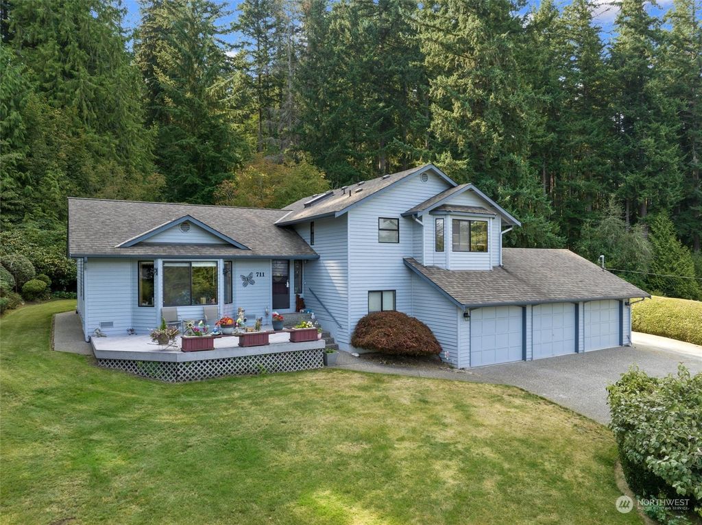 Photo of 711 Mcrae Road NW, Arlington, WA 98223 (MLS # 2300163)