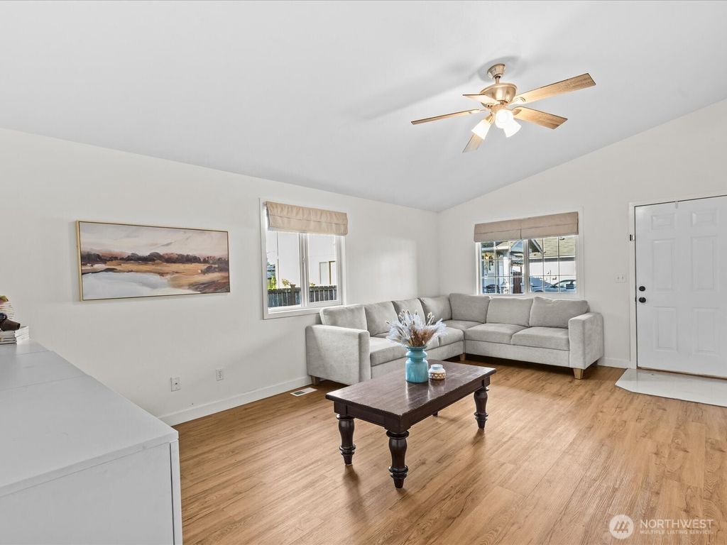 Photo of 5618 103rd Street NE, Marysville, WA 98270 (MLS # 2512418)