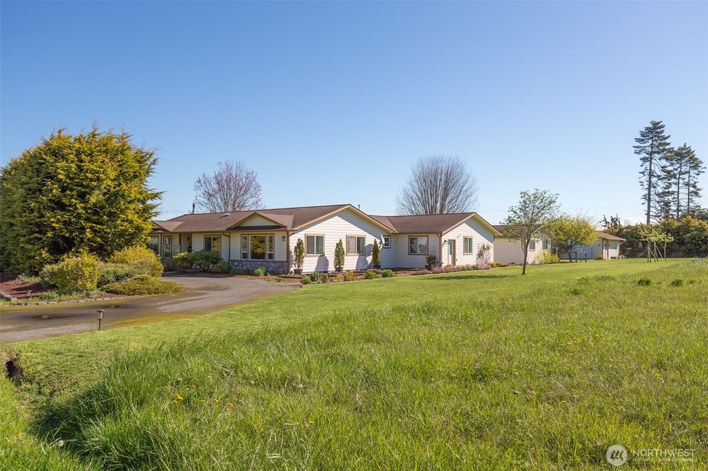 Photo of 1180 Thornton Drive, Sequim, WA 98382 (MLS # 2508902)