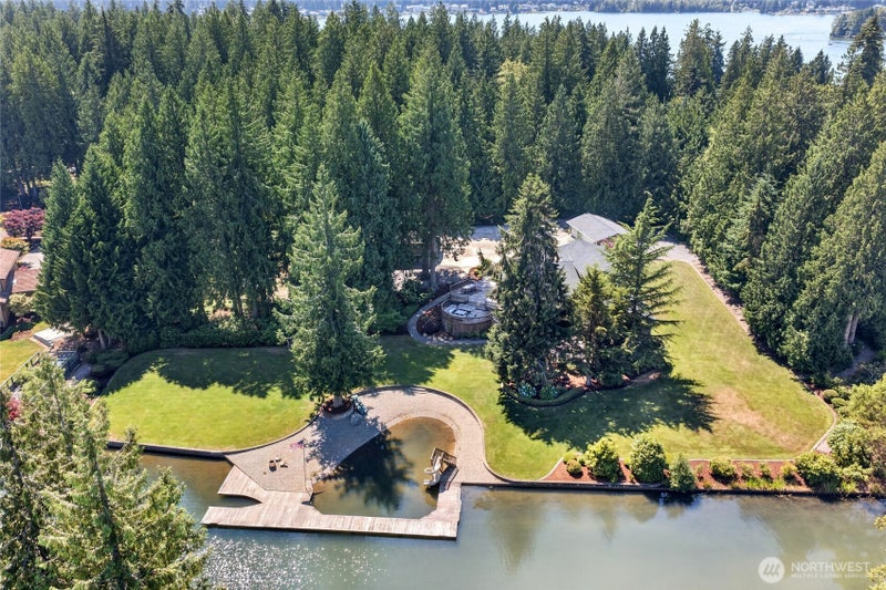 21017 Snag Island Drive East