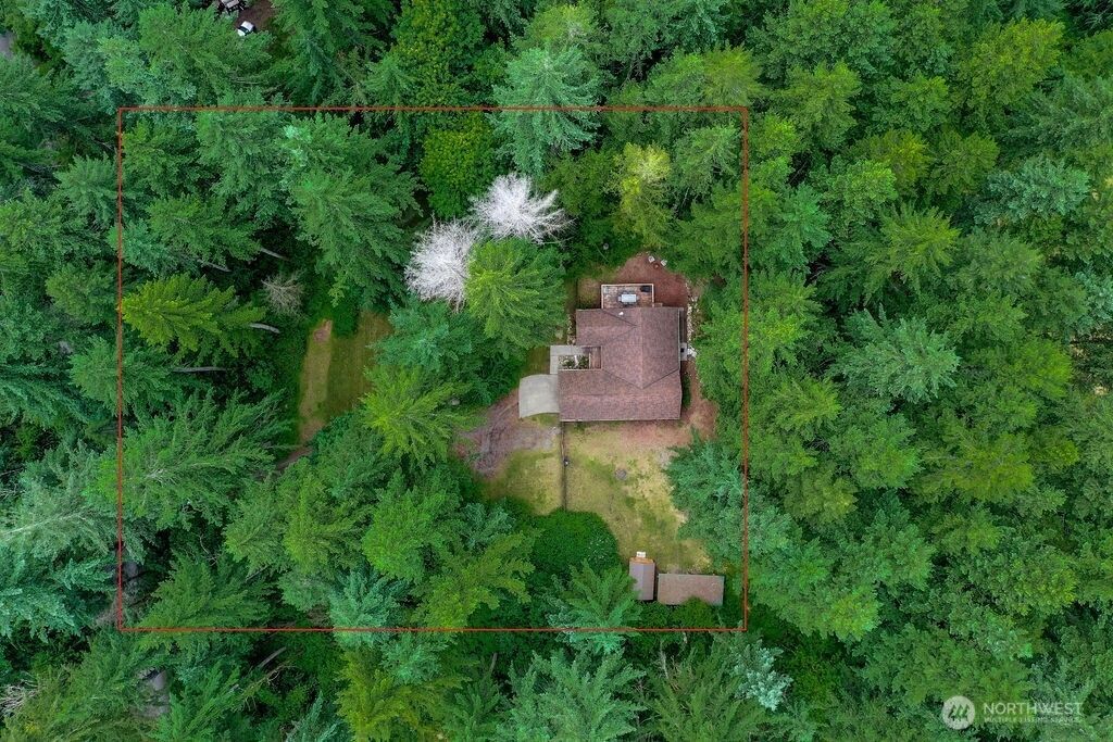 Photo of 43920 SE 170th Street, North Bend, WA 98045 (MLS # 2397994)