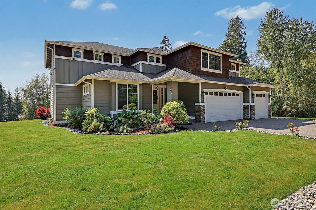 Photo of 5319 Pilchuck Tree Farm Road NE, Snohomish, WA 98290 (MLS # 2570656)