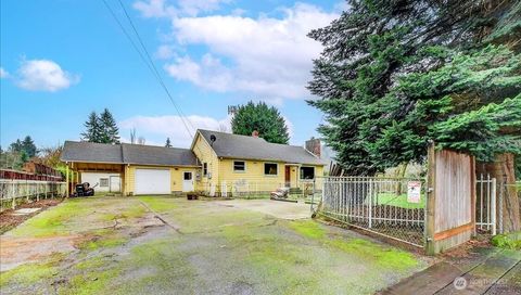 15214 149th Avenue SE Renton WA 98058