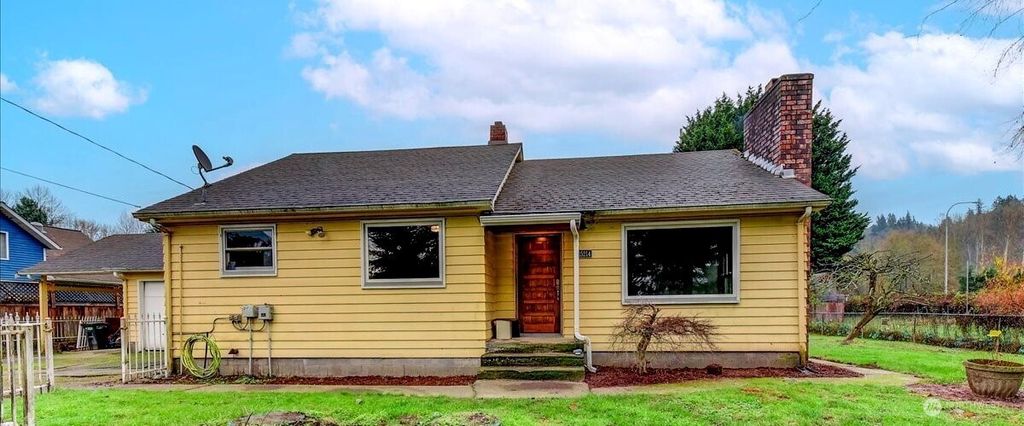 Photo of 15214 149th Avenue SE, Renton, WA 98058 (MLS # 2459760)