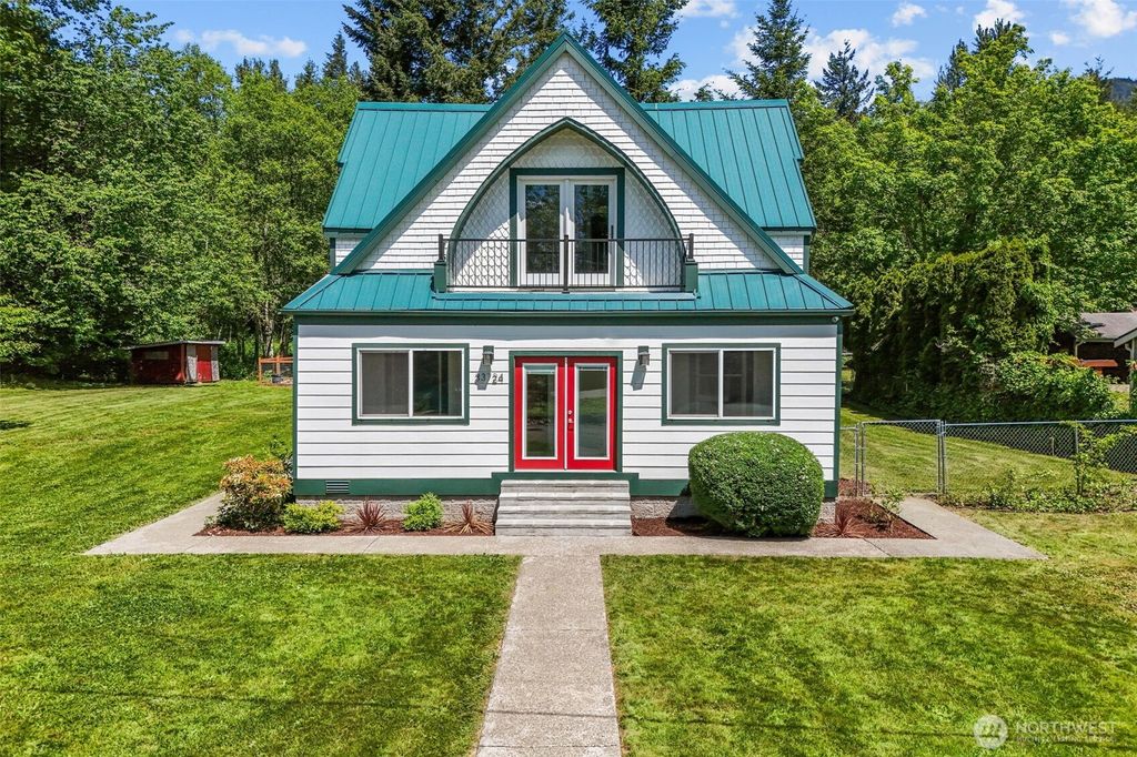 Photo of 33724 SE Hudson Road, Ravensdale, WA 98051 (MLS # 2530920)