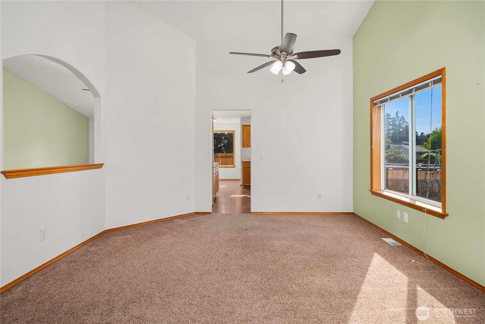 19018 104th Avenue E